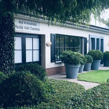 Huize Damme 4*