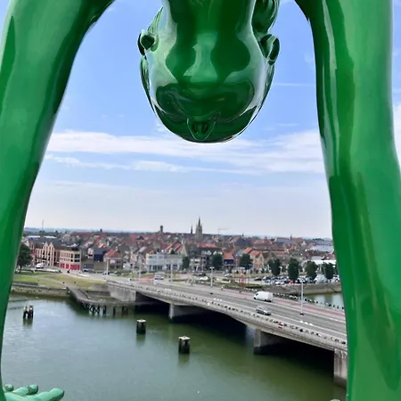 Couette-café Huize Damme 4*