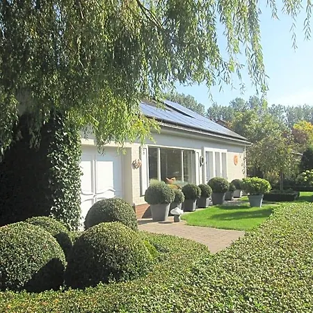 Bed & Breakfast Huize Damme
